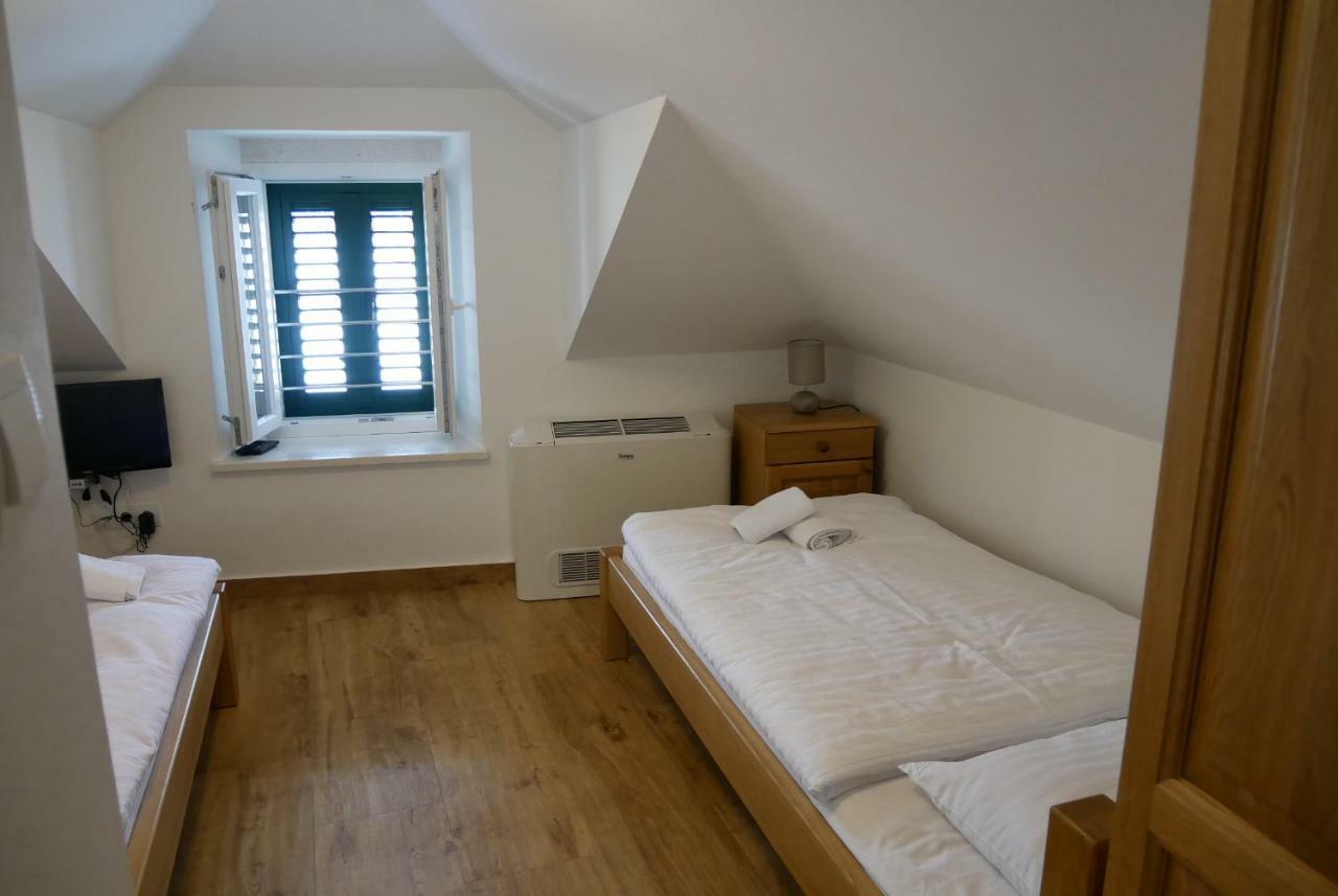 Guest House Jere Old Town Rogoznica  Dış mekan fotoğraf